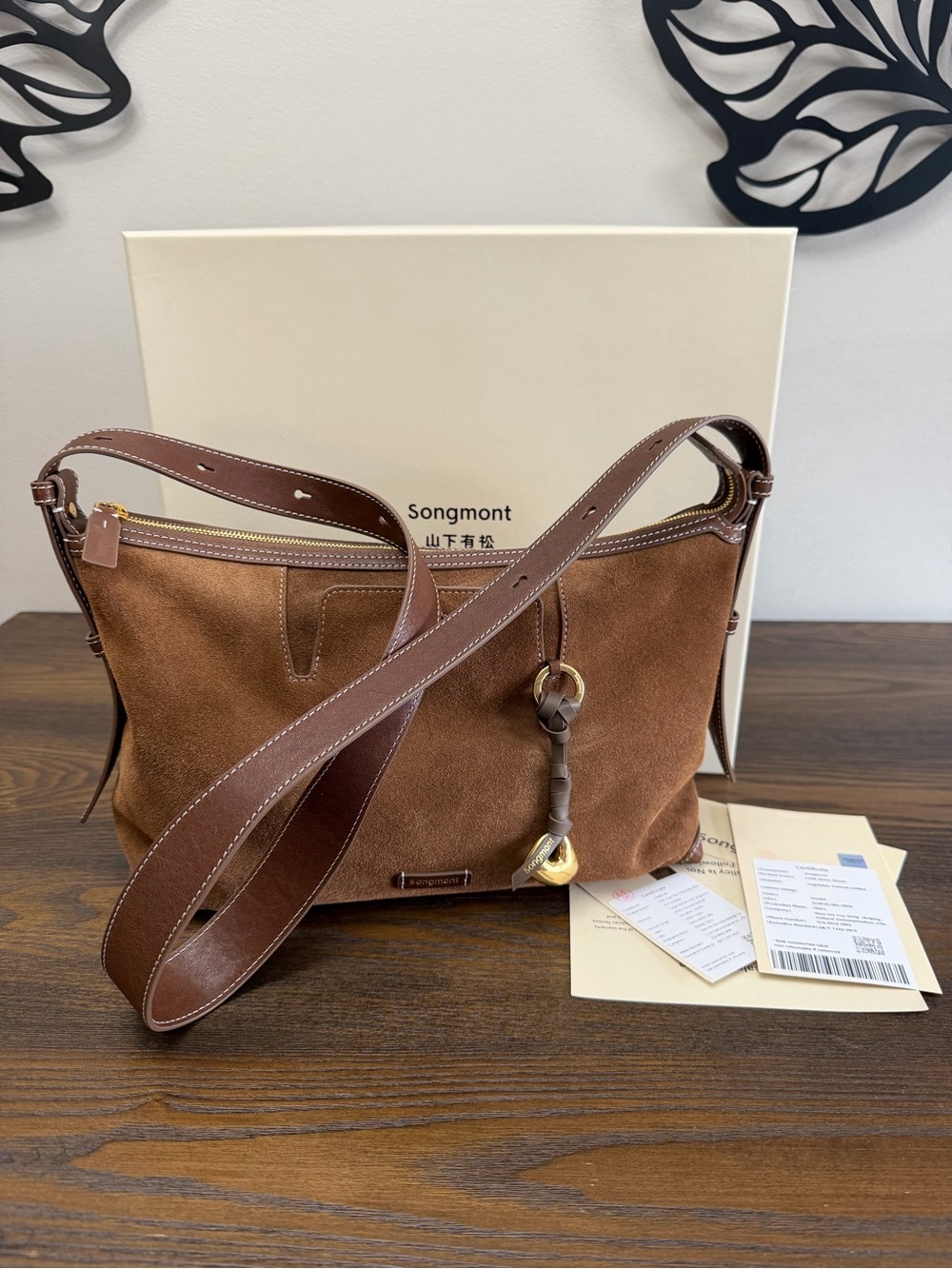 Large Yore Hobo Bag (Minimal Version) - Sandal Suede - Picture 2 of 13